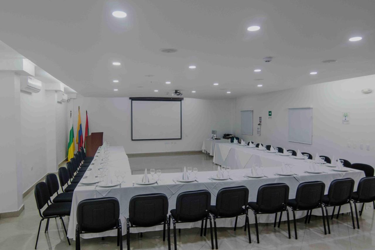 Hotel Neiva Plaza Bagian luar foto