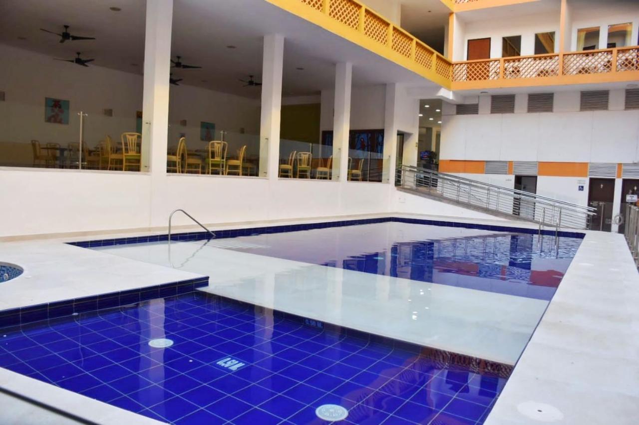 Hotel Neiva Plaza Bagian luar foto